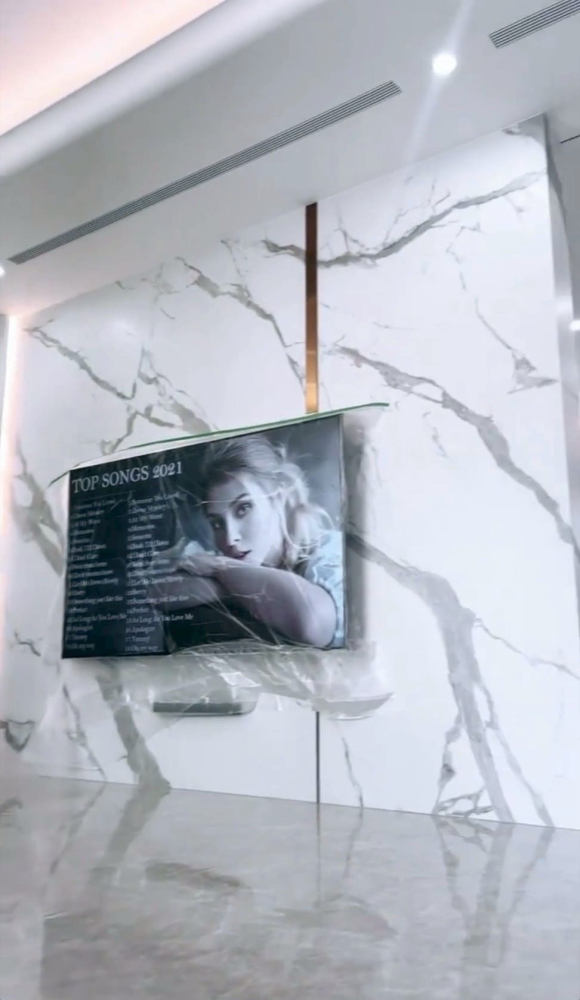 LINE_ALBUM_南投透天別墅_251202_1