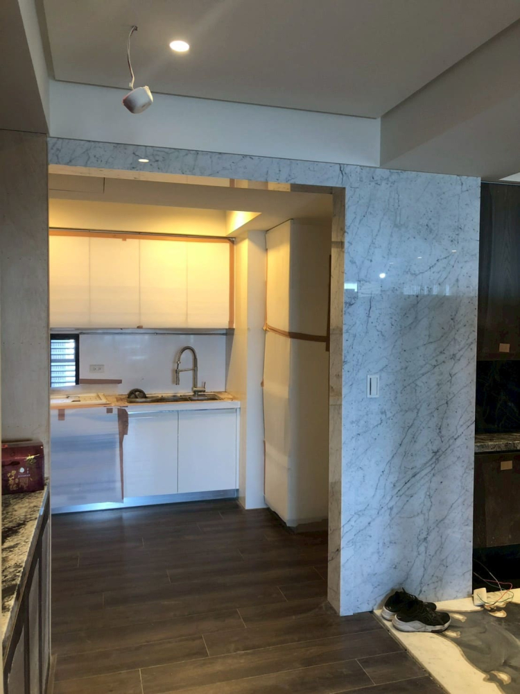 LINE_ALBUM_大理石先生家_251202_4