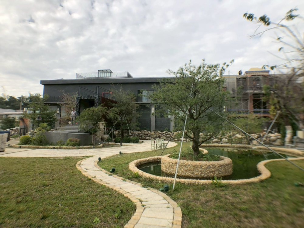 LINE_ALBUM_彰化接待會所_251202_1