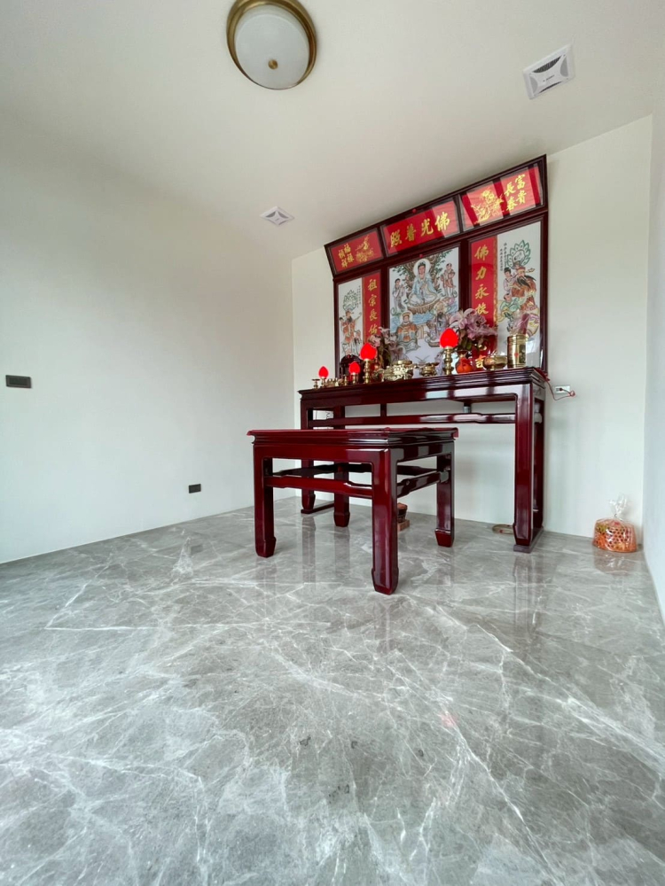 LINE_ALBUM_彰化透天別墅_251127_3