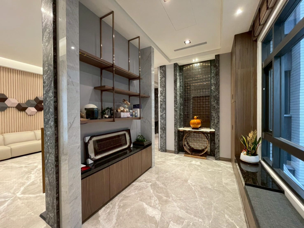 LINE_ALBUM_彰化透天別墅_251127_8