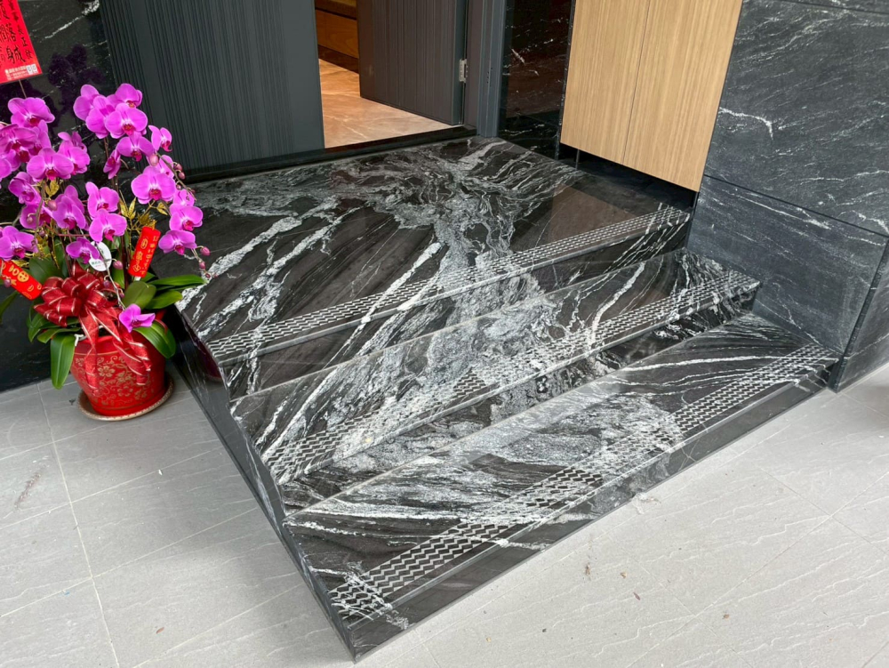 LINE_ALBUM_洛杉磯透天別墅_251127_2