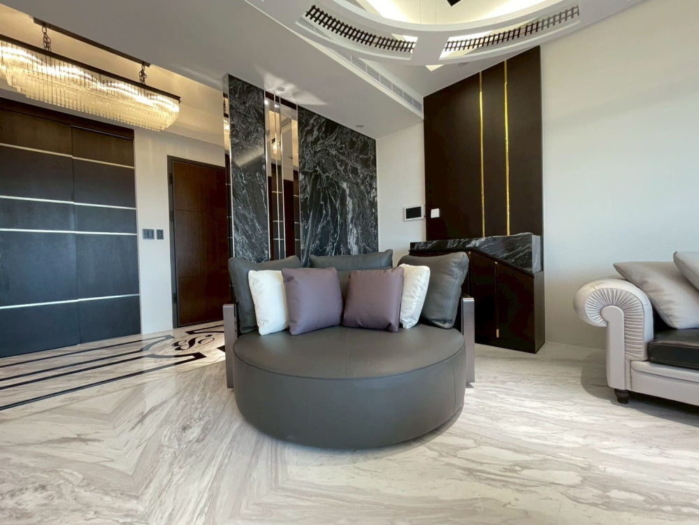 LINE_ALBUM_洛杉磯透天別墅_251127_2