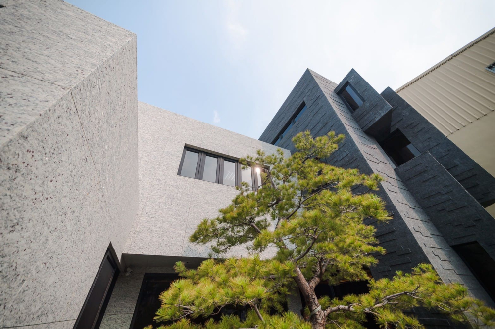 LINE_ALBUM_立彩建設總部_251127_15