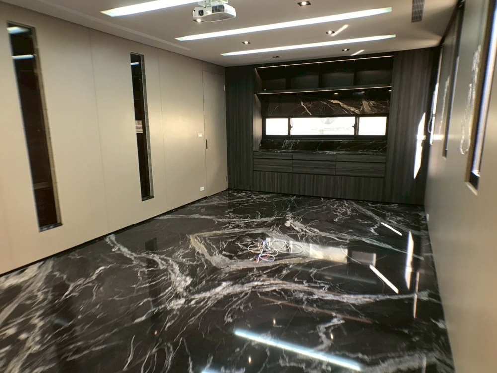 LINE_ALBUM_立彩建設總部_251127_1