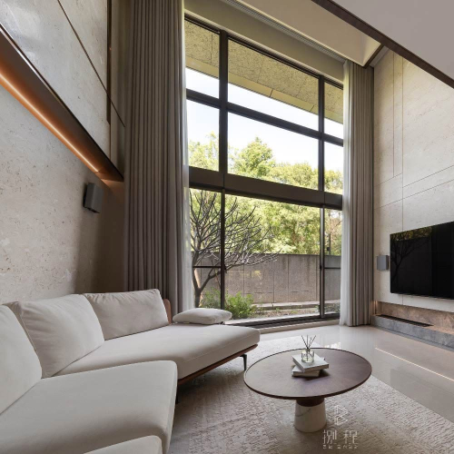 LINE_ALBUM_逸瓏山_251202_8